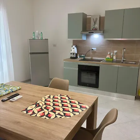 Apartment Sisi *